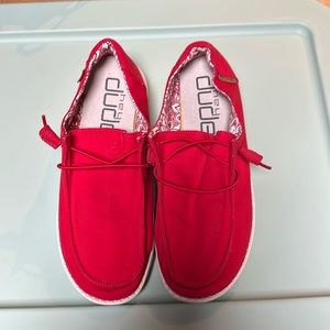 Brand New women’s Hey Dude shoes size 8, never worn!